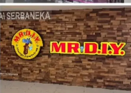 MR.DIY store sign