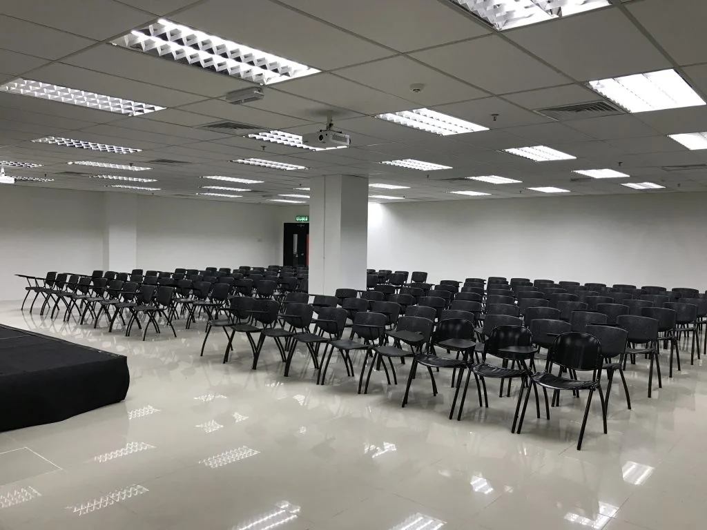Lecture hall in the PORTMAN College facilities archive